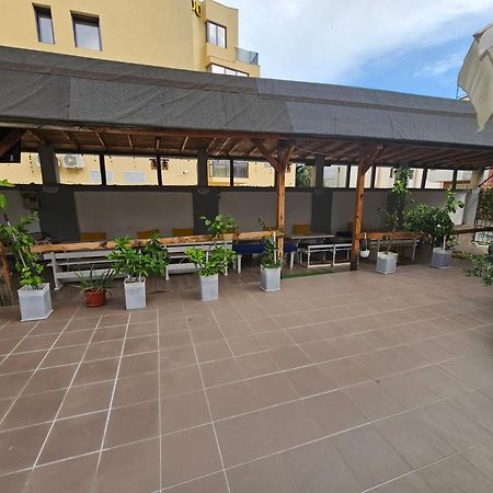 Guest House Petrovi Ravda Esterno foto