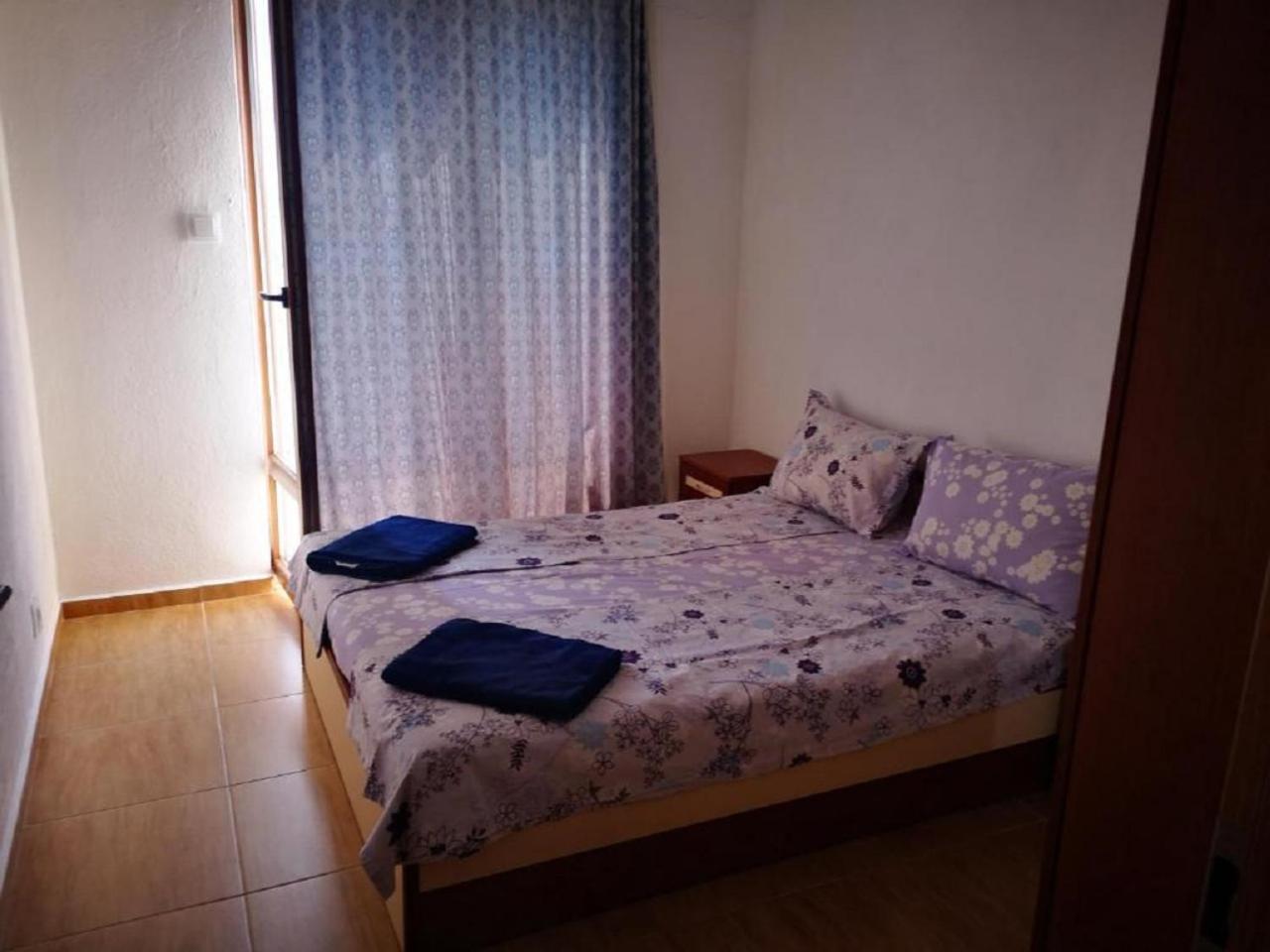 Guest House Petrovi Ravda Camera foto