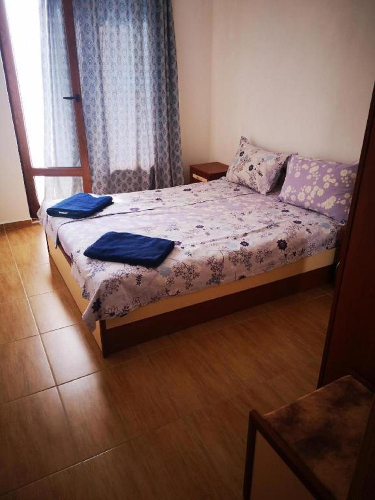 Guest House Petrovi Ravda Camera foto