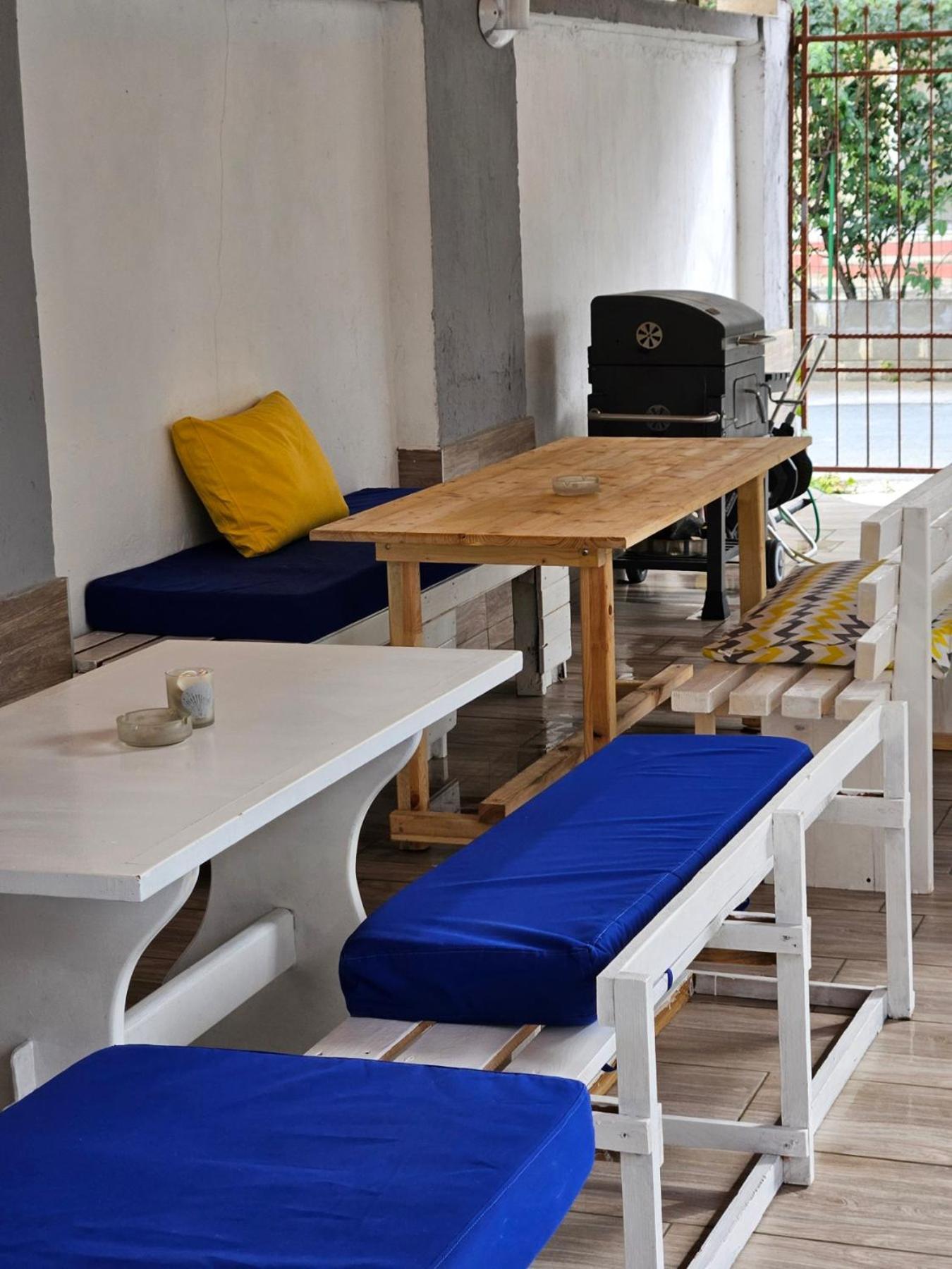 Guest House Petrovi Ravda Esterno foto